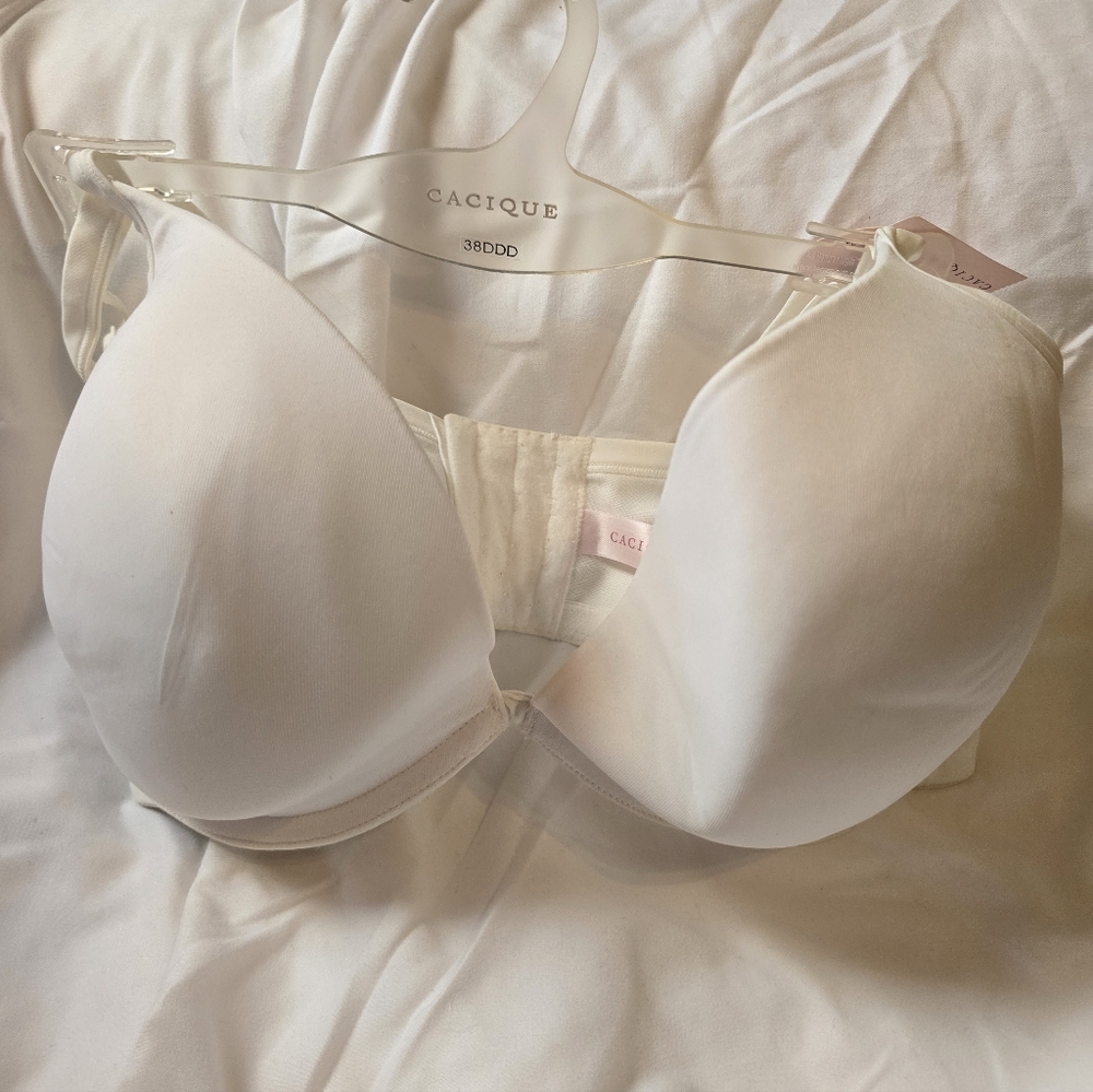 Cacique Women's White Bra 38DDD